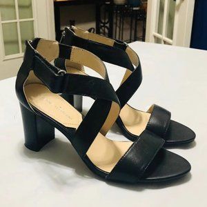 Adrienne Vittadini Black Leather Sandals, 6.5M